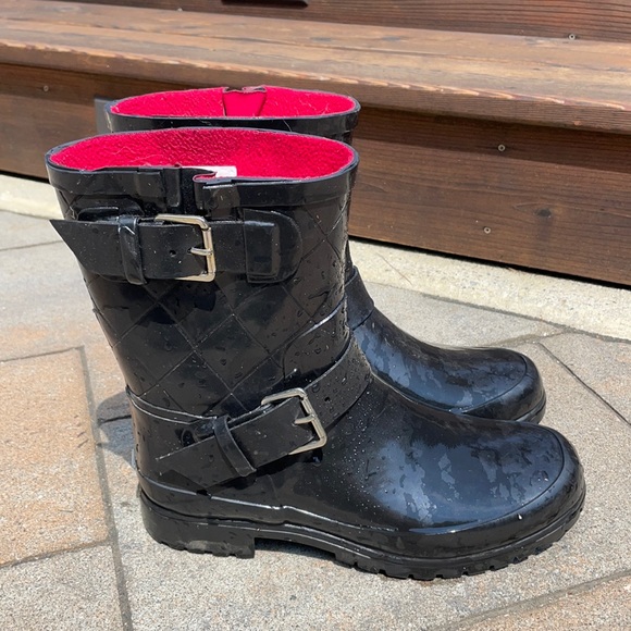 sperry black rubber boots